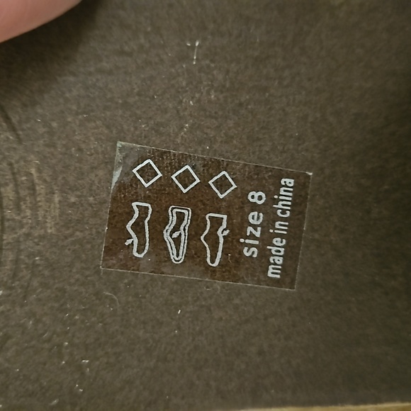 Michael Antonio Chunky Heels Size 8 - Picture 6 of 6